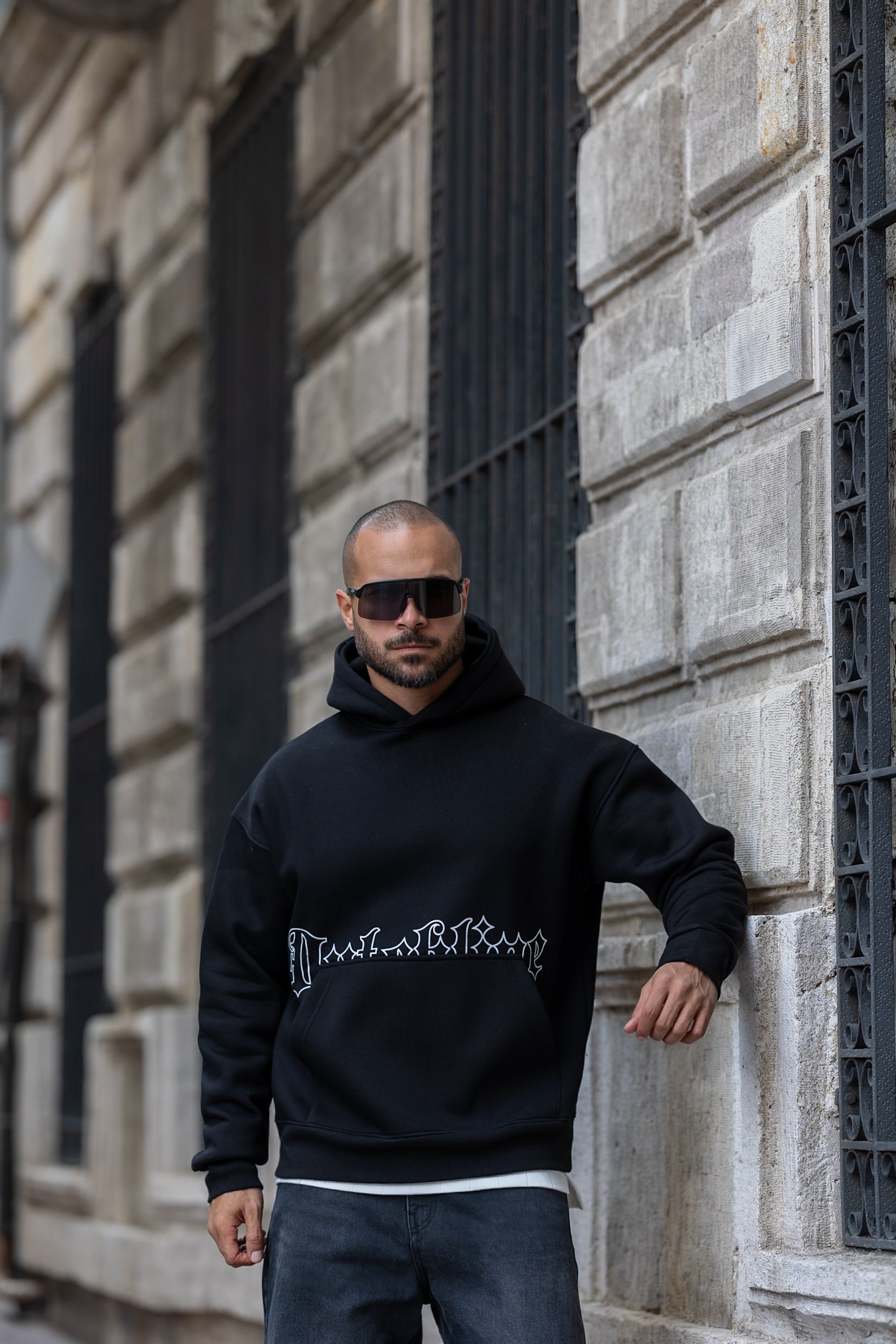 Hoodies & Sweat Shirts