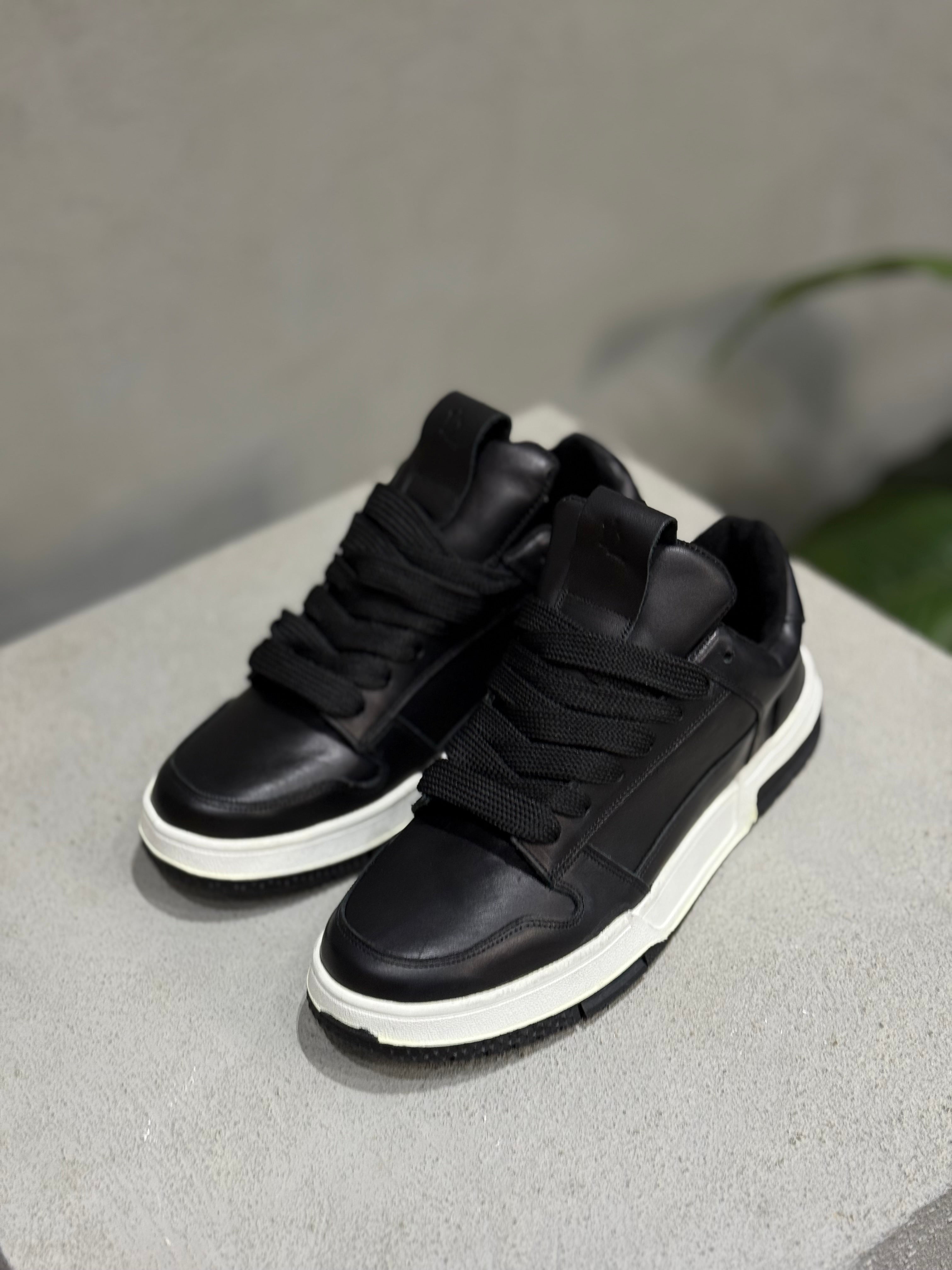 Basic Leather Sneaker/5436