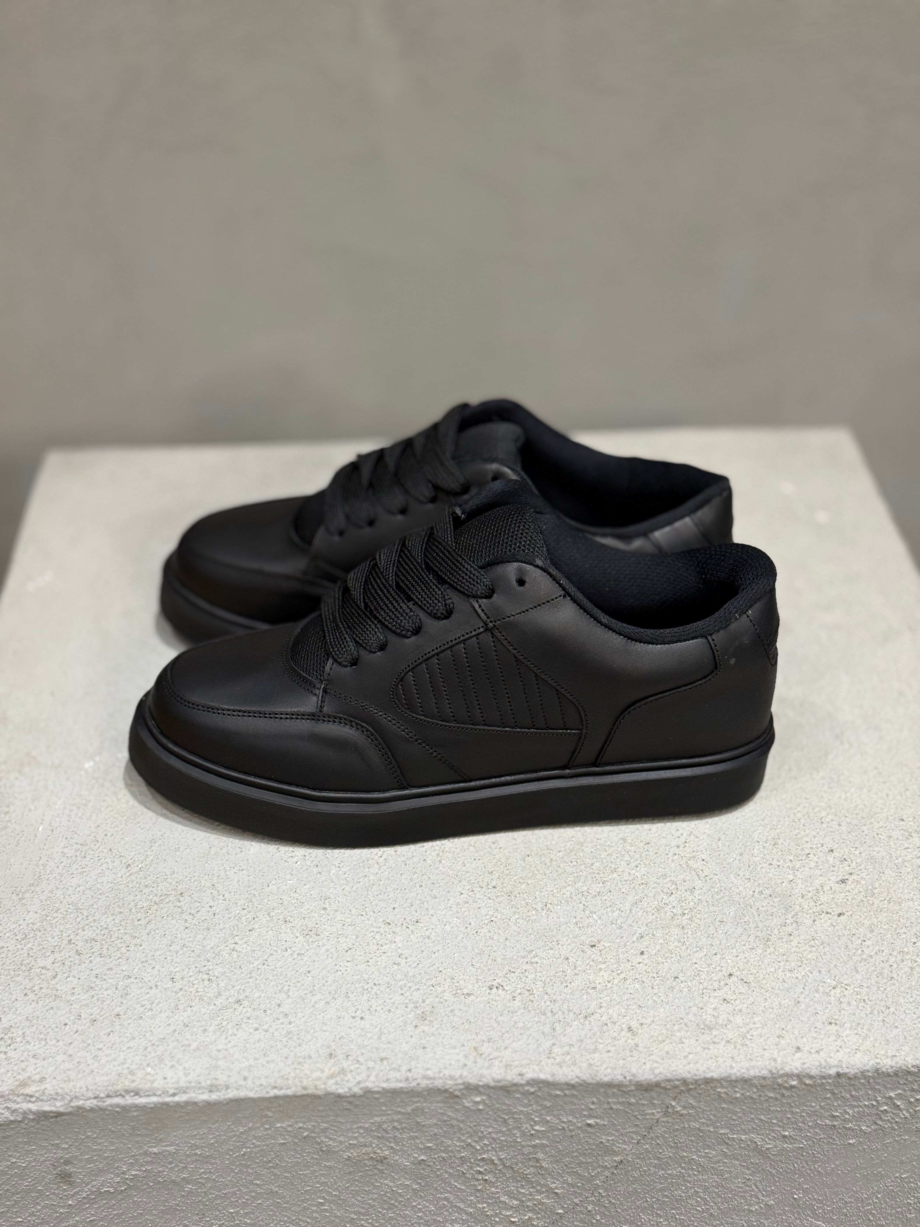 Leather Basic Sneaker/5430