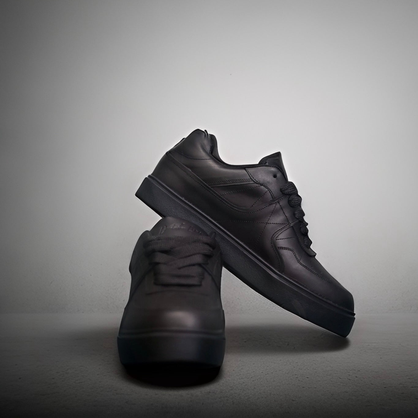 Simple Leather Sneaker/5429