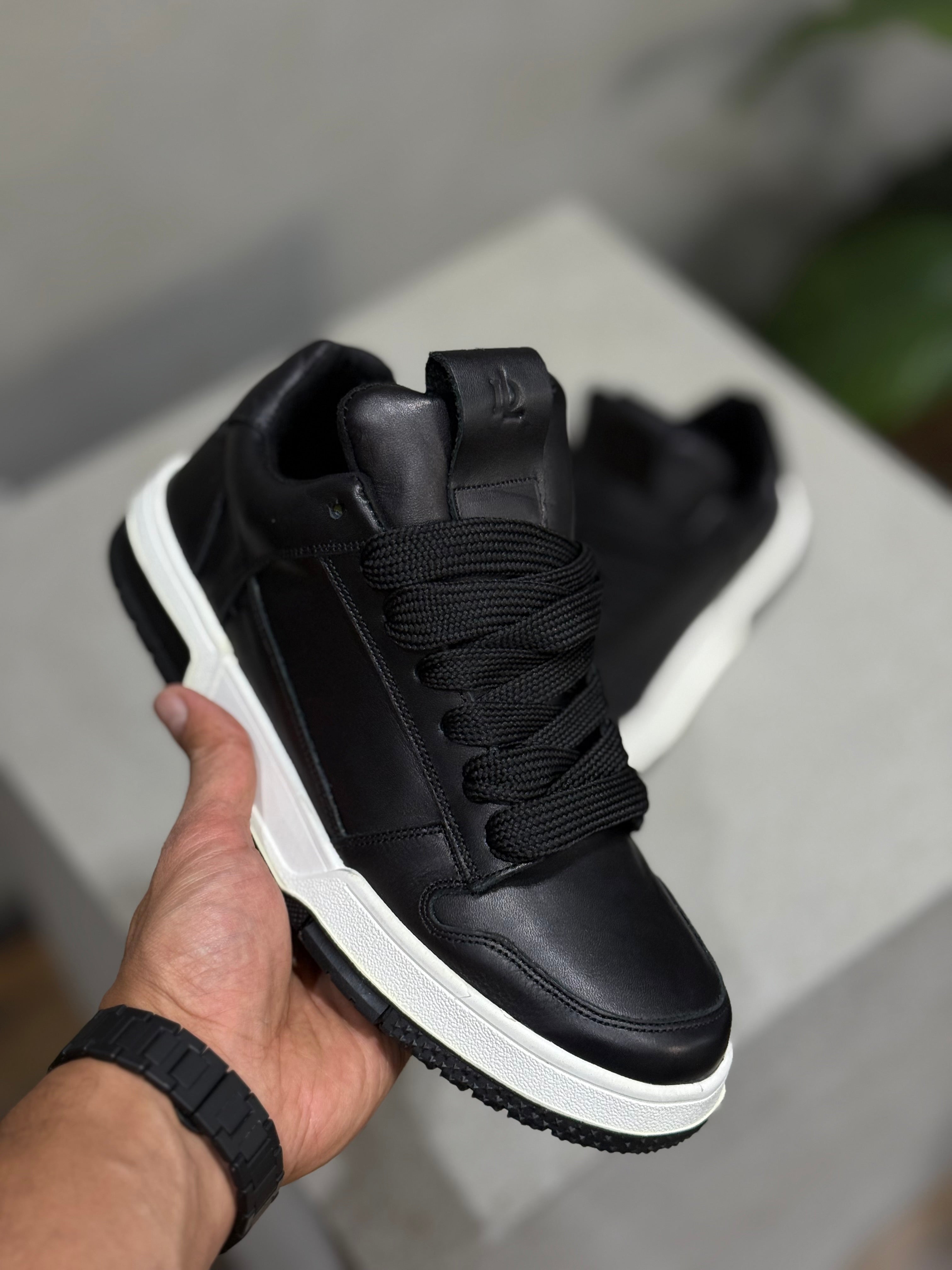 Basic Leather Sneaker/5436