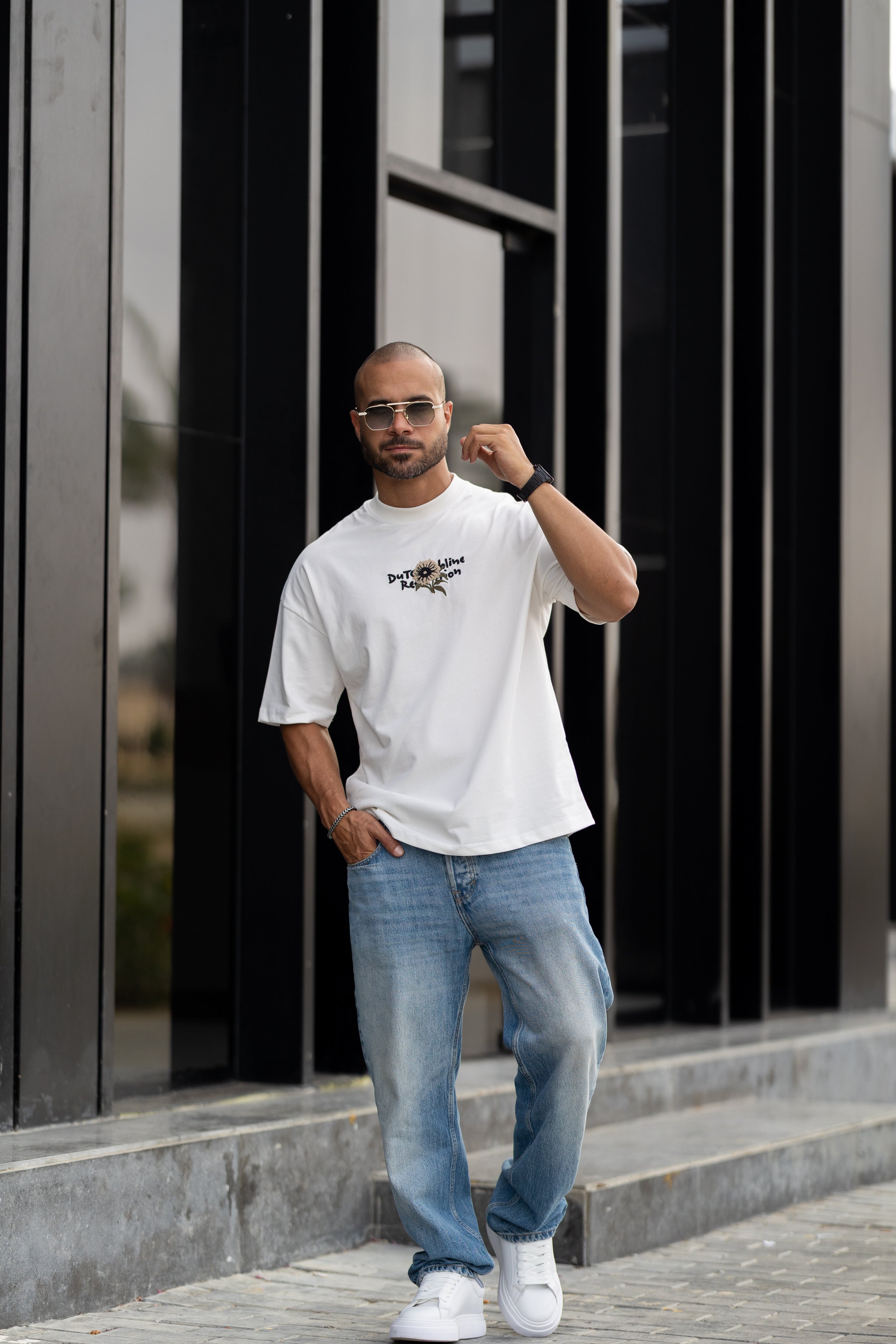 Relaxed Fit T-shirt With Embroidery Flower/3334