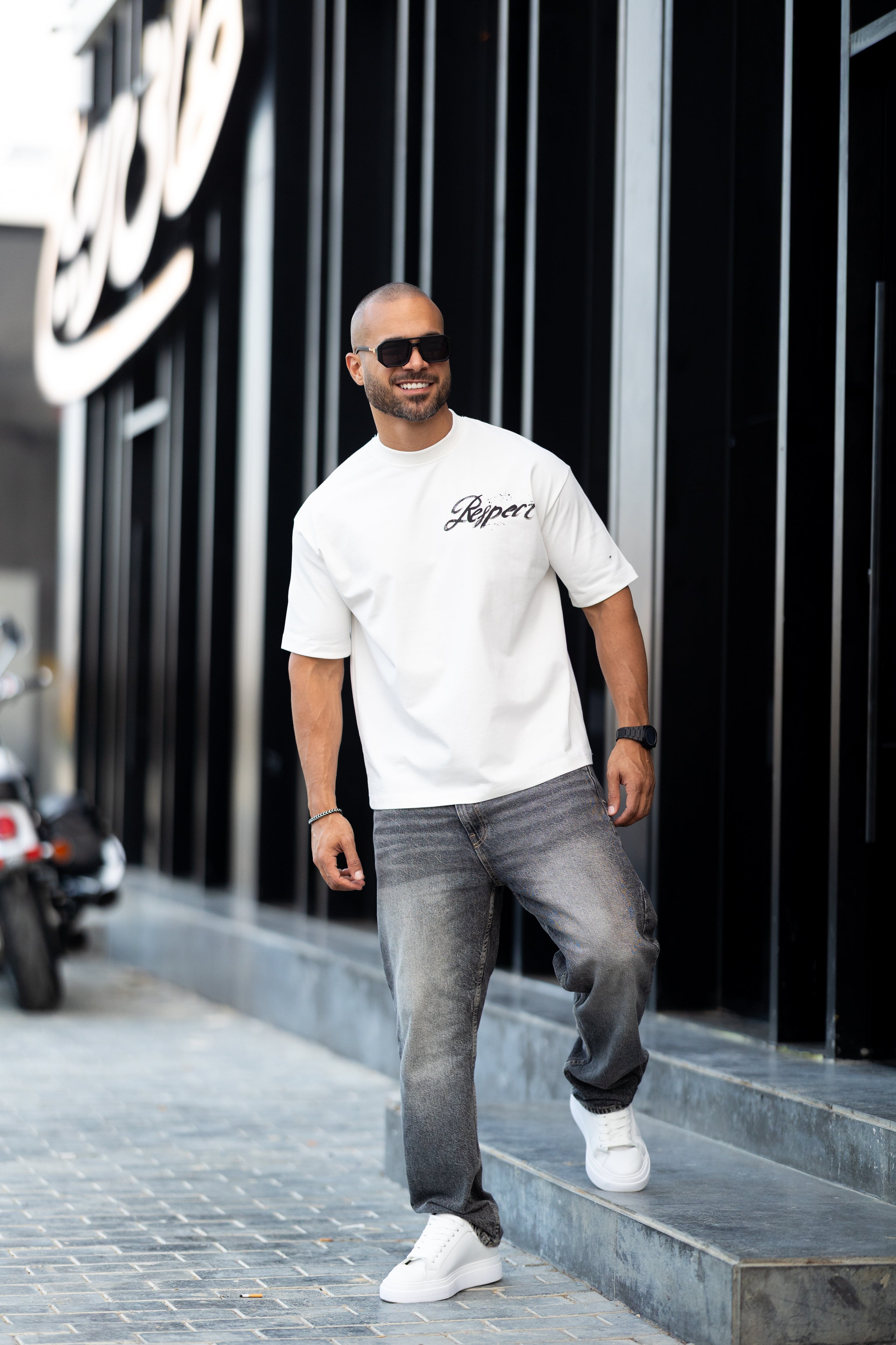 Printed Relaxed Fit Drawing T-shirt/3338