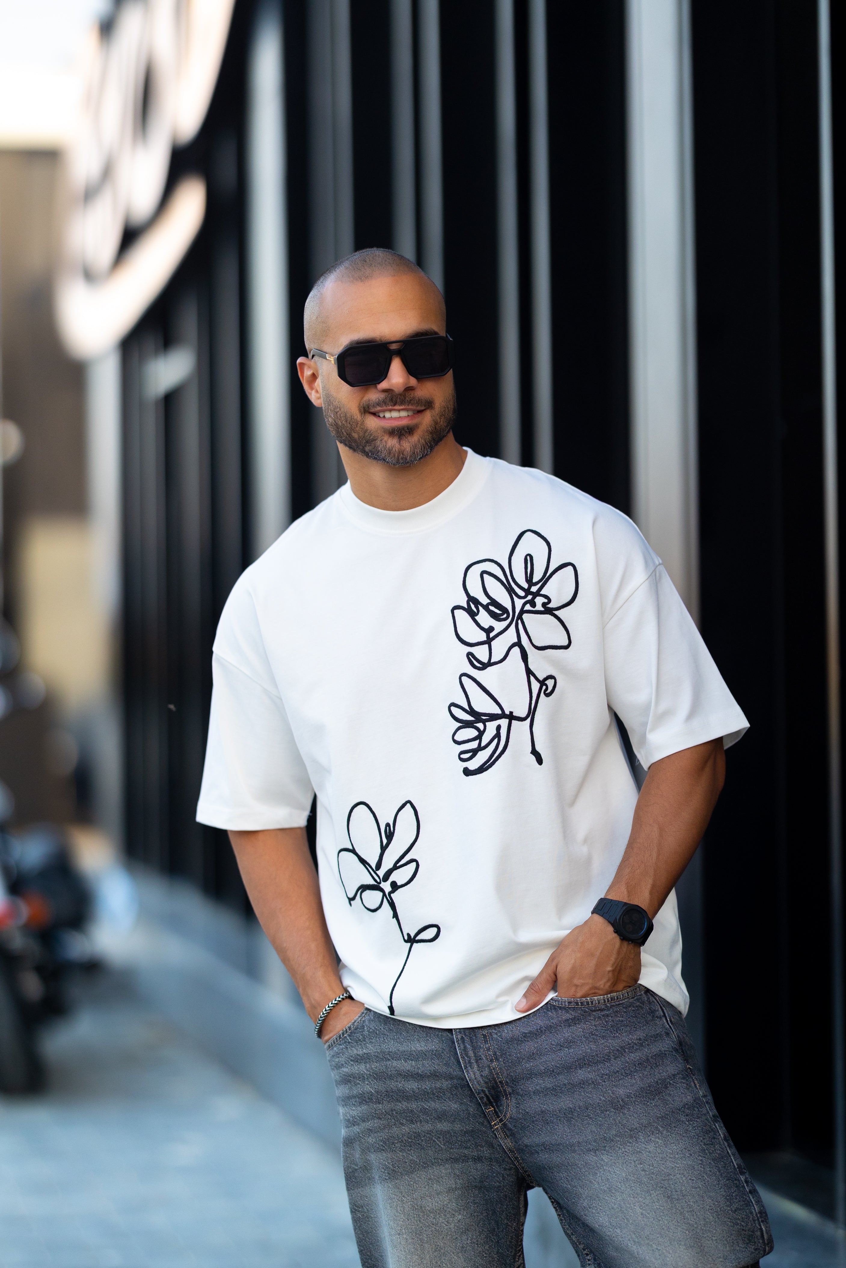 Basic Relaxed Fit T-shirt With Embroidery Flower/3336