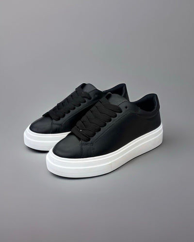 Top Sneaker with White Sole/5431