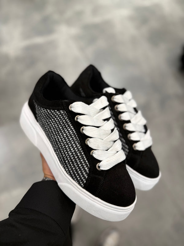 Stripped Scorp Sneaker/5444