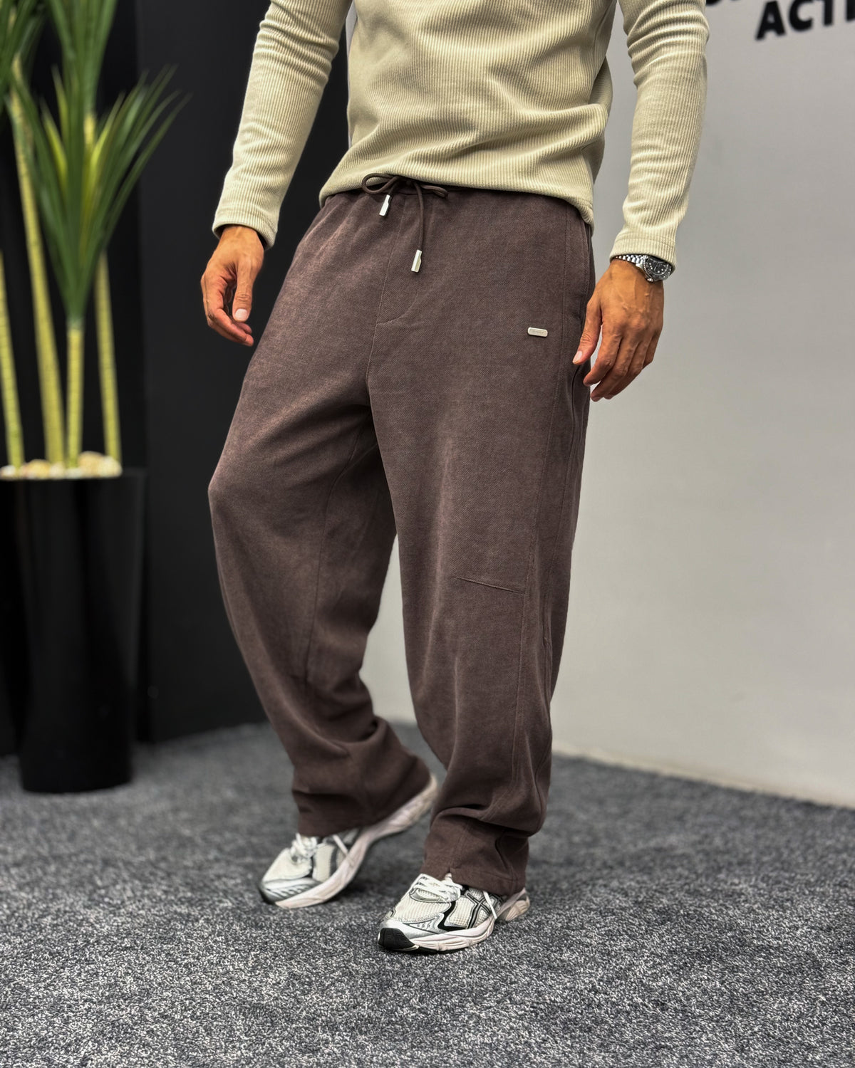 Essential sweatpants 3261