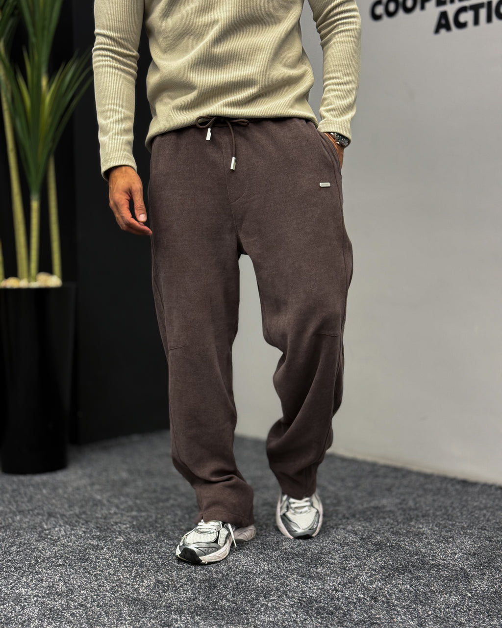 Essential sweatpants 3261