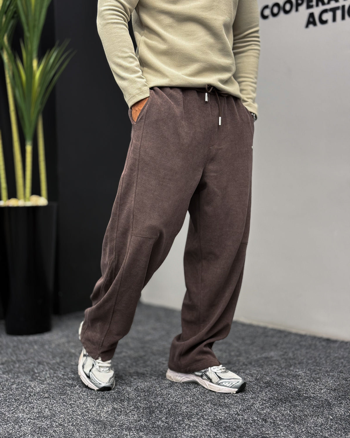 Essential sweatpants 3261