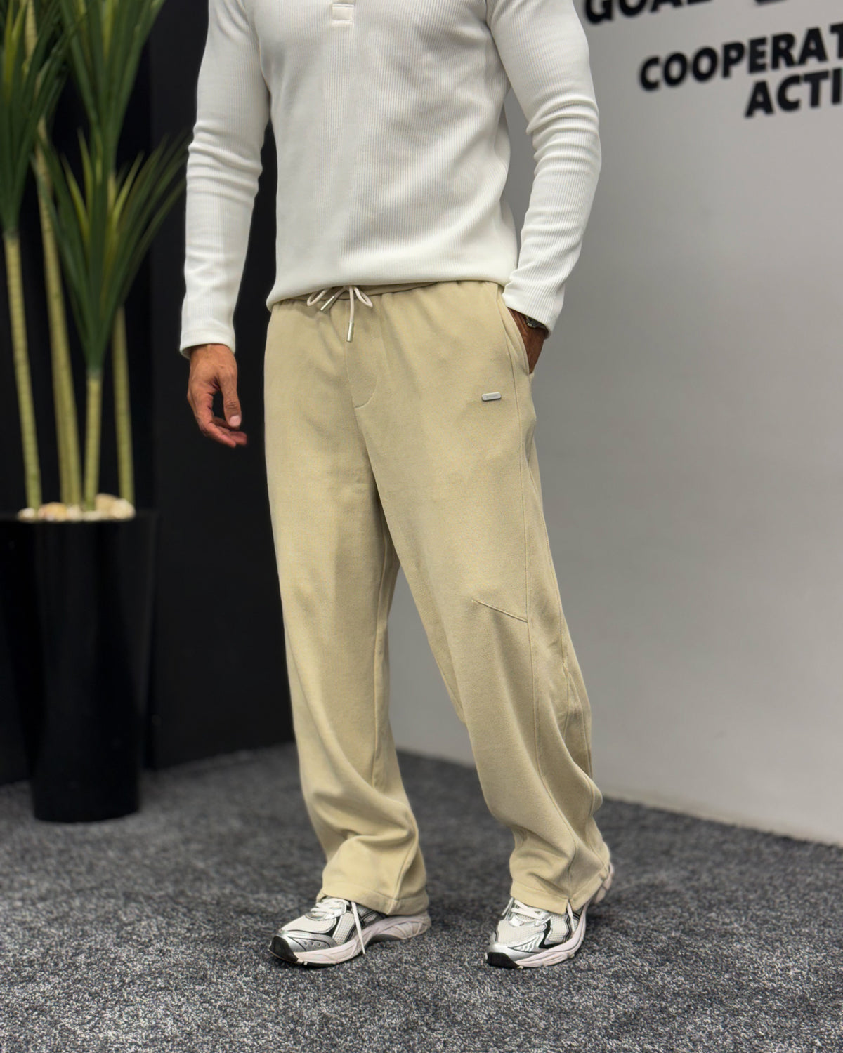 Essential sweatpants 3261