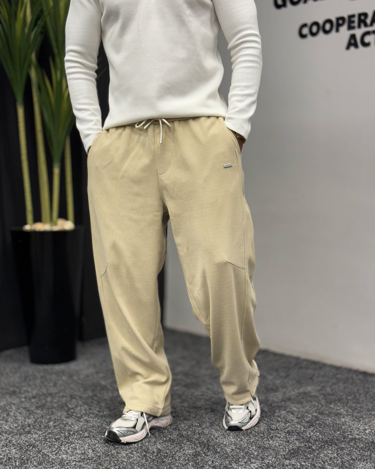 Essential sweatpants 3261