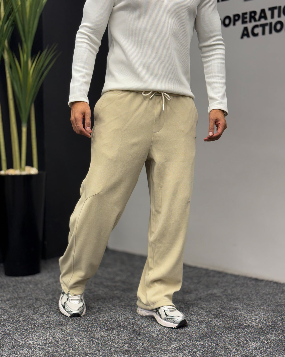 Essential sweatpants 3261