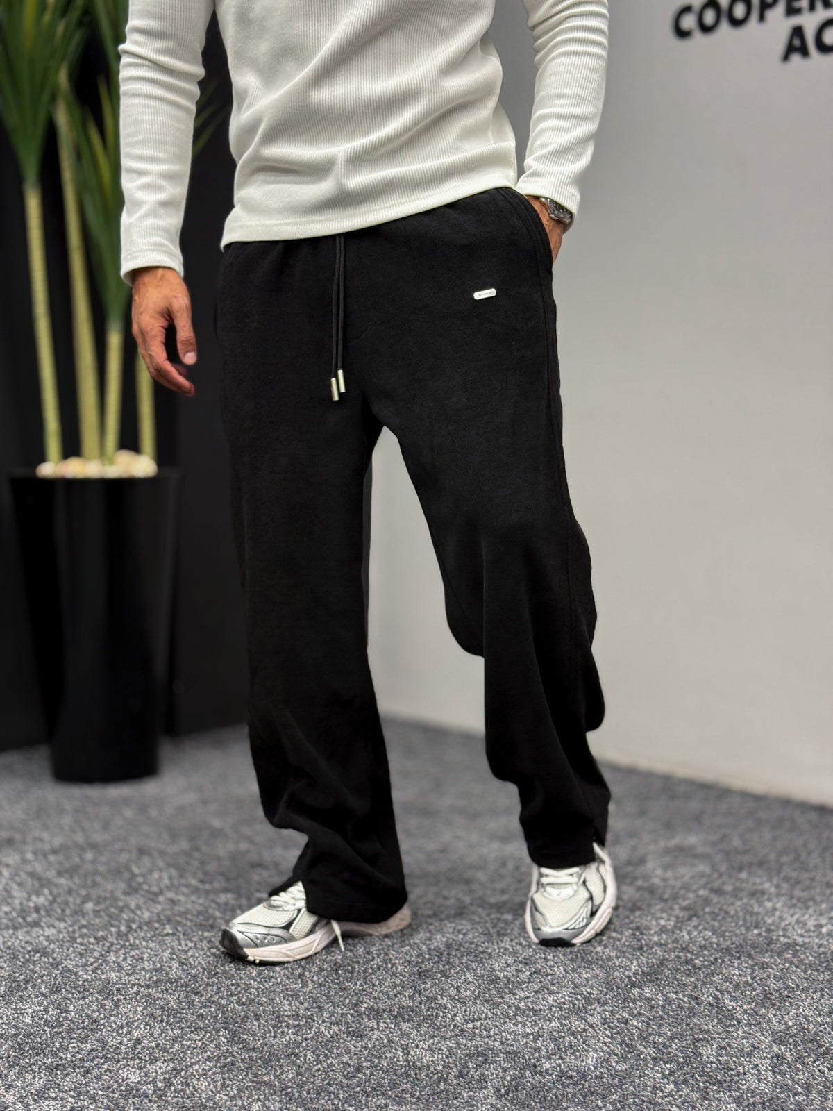 Essential sweatpants 3261