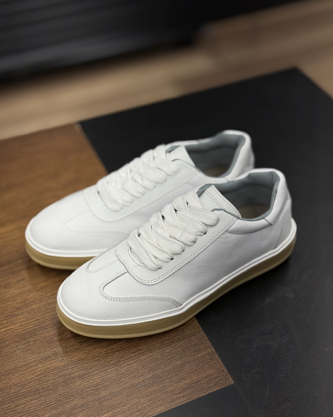 Basic Leather Sneaker/5452