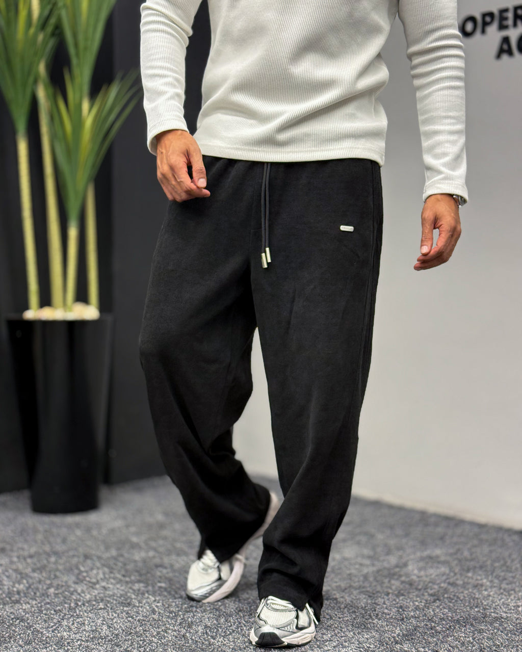 Essential sweatpants 3261