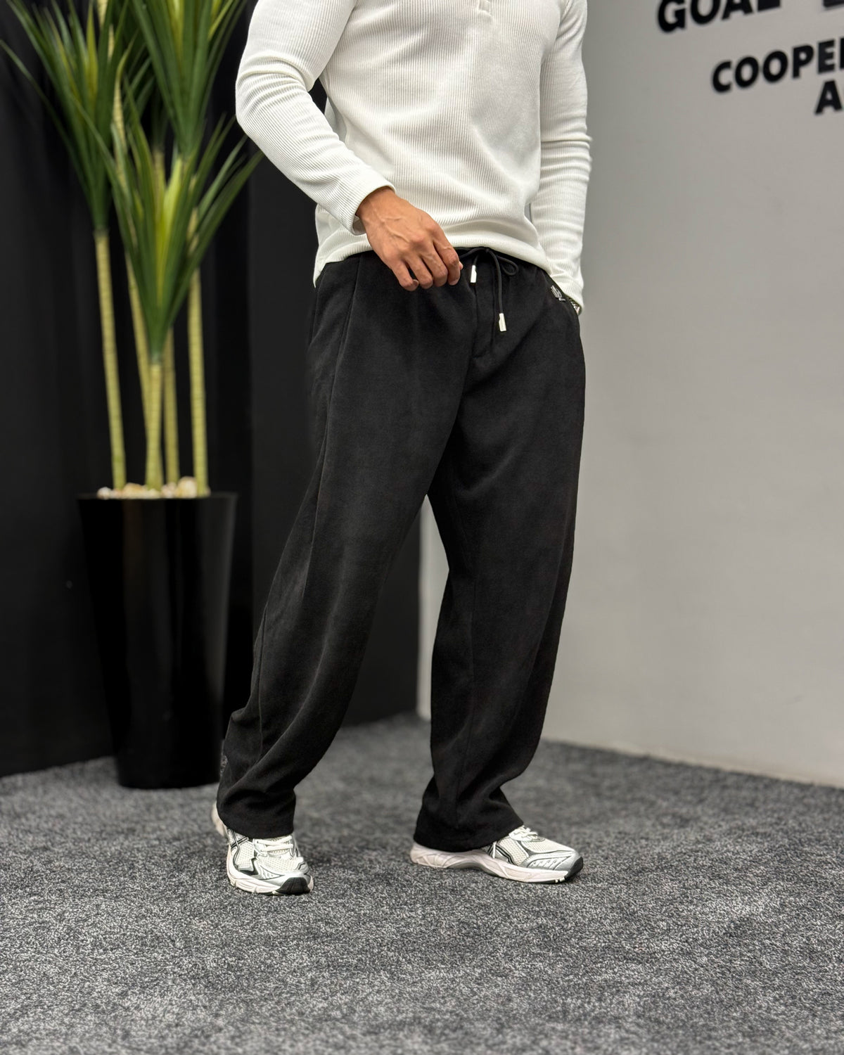 Monogram Sweatpants 3260