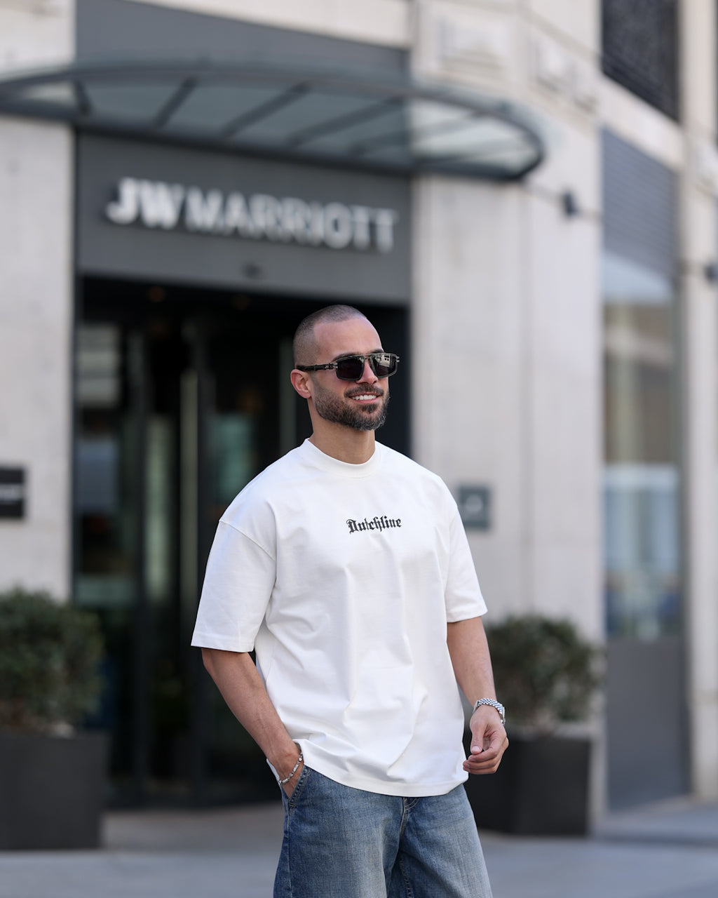Printed Oversize T-shirt With Printed "DL"/3351