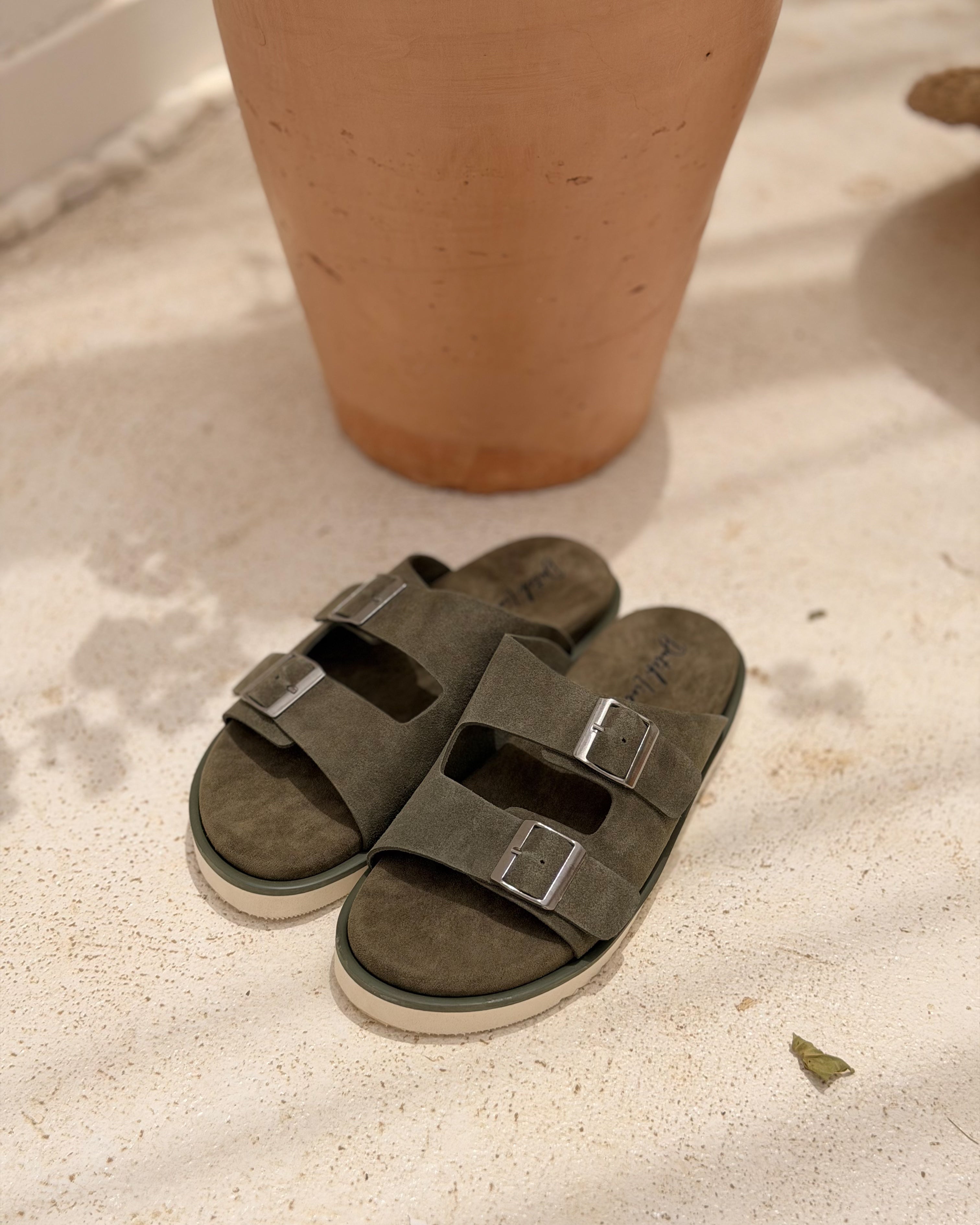 Classic Twin Strap Slippers/2026007