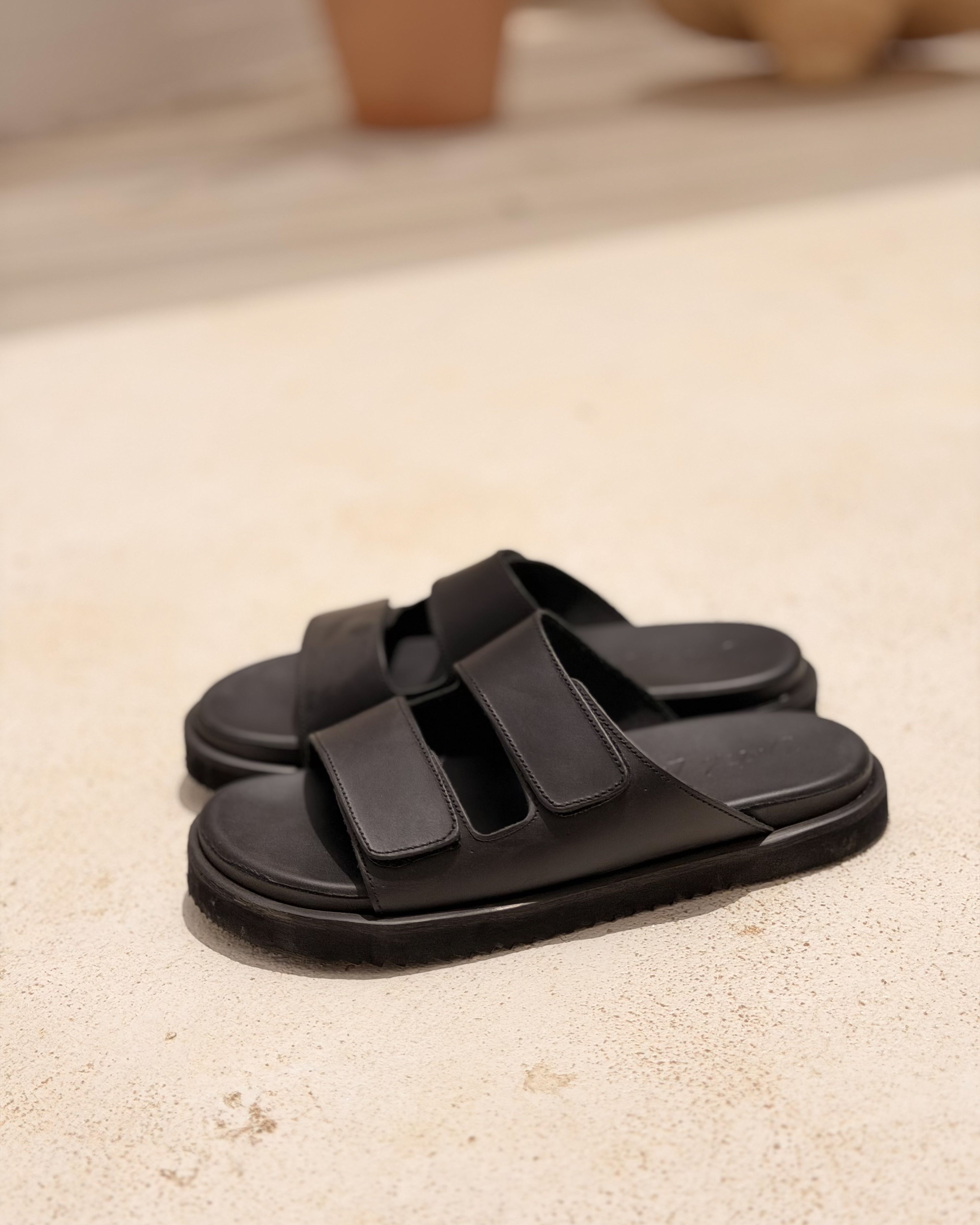 Basic Leather Strap Slipper/ 2026003