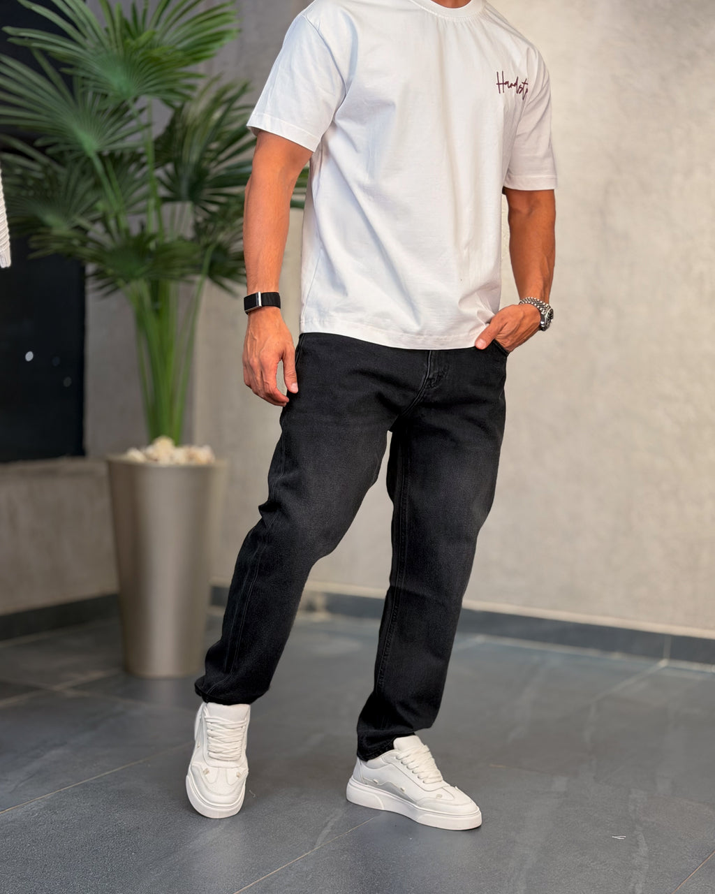 Slim Tapered Jeans 9021
