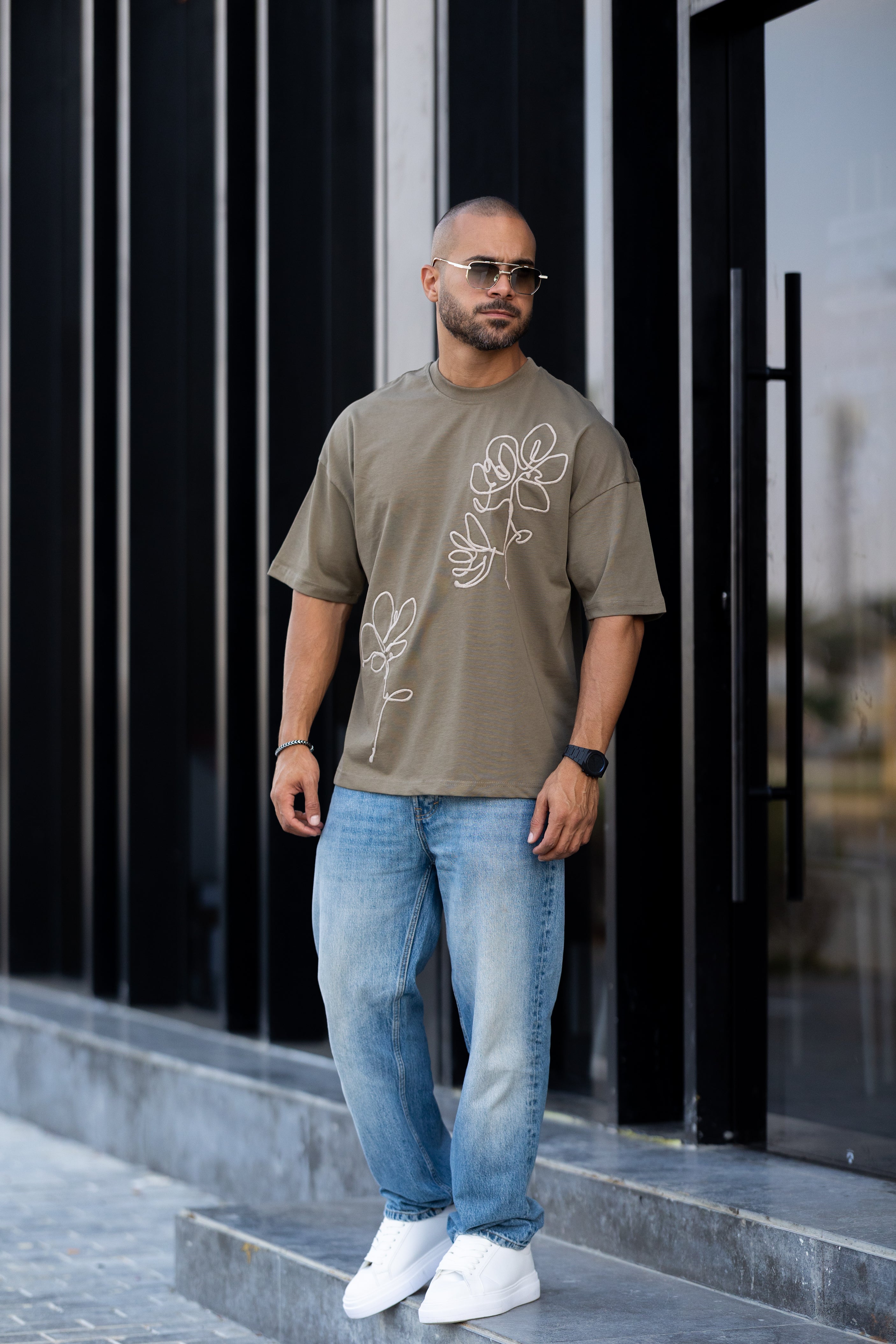 Basic Relaxed Fit T-shirt With Embroidery Flower/3336