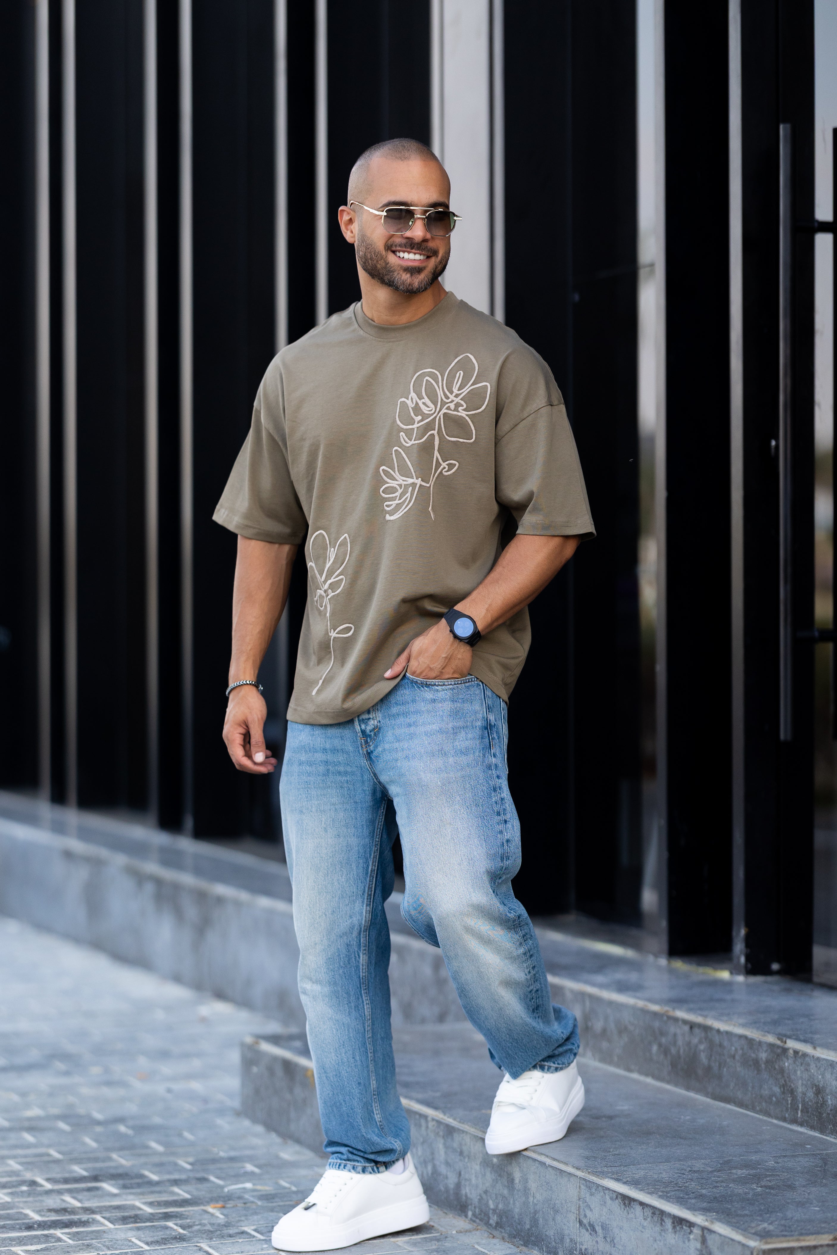 Basic Relaxed Fit T-shirt With Embroidery Flower/3336
