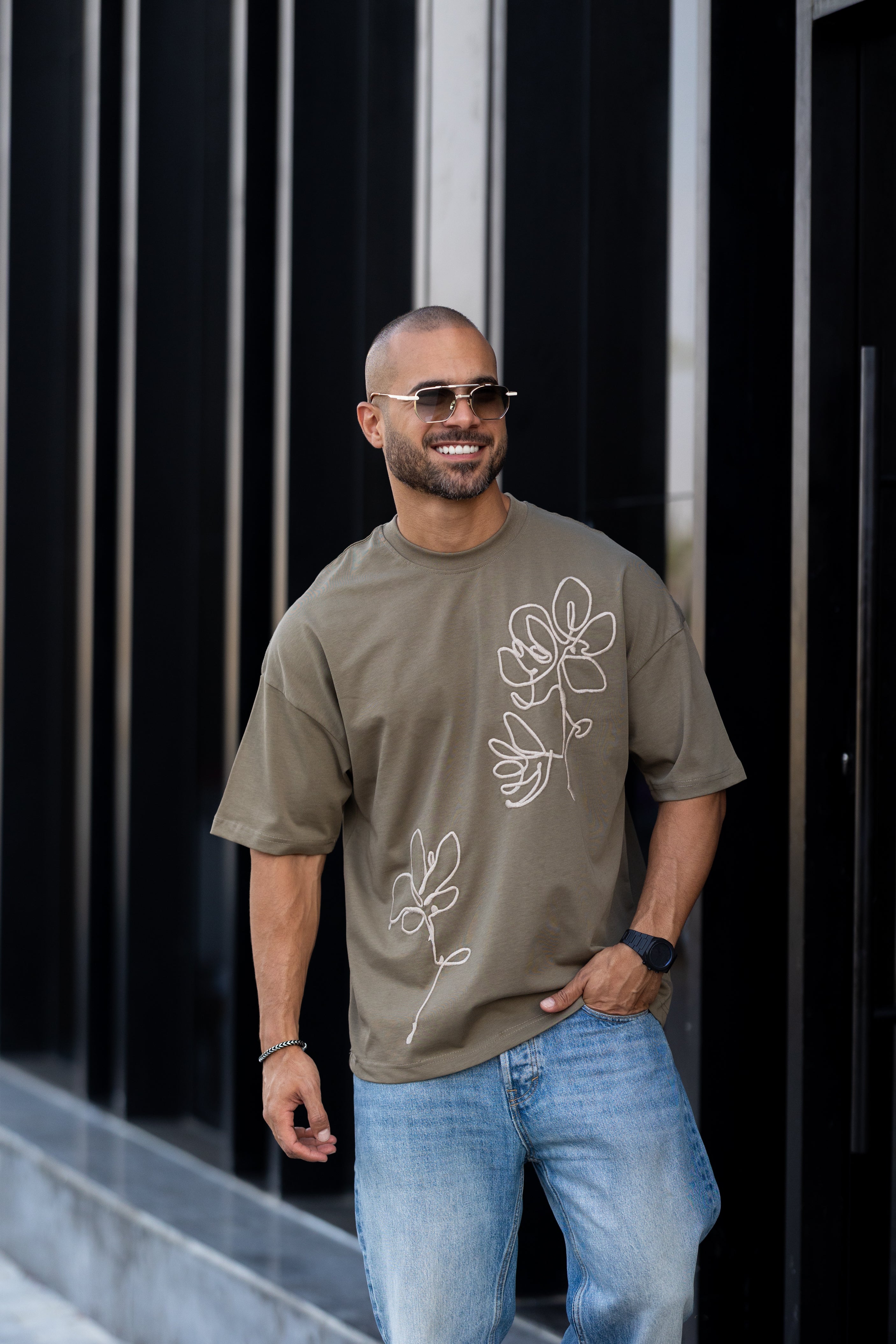 Basic Relaxed Fit T-shirt With Embroidery Flower/3336